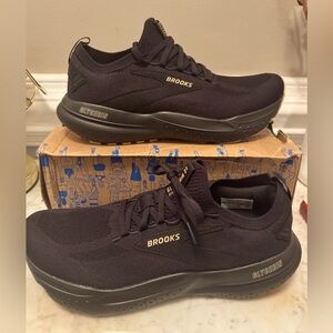 New Glycerin StealthFit 21 Running Shoes - Men's - Size 10 -Black/Cream/Biscuit